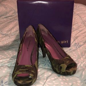 Madden Girl Camouflage Peep Toe Heels